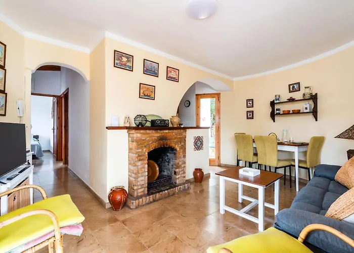 Pons Bosch 2 Bedroom House, Hébergement de vacances *