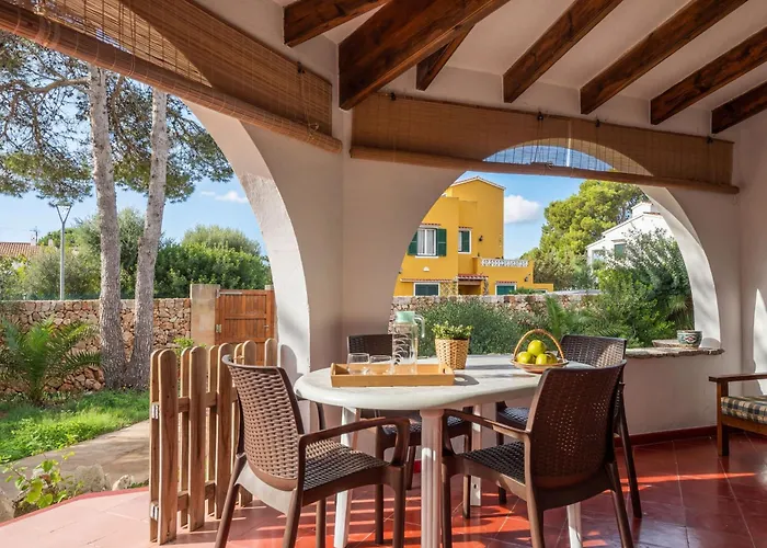 Pons Bosch 2 Bedroom House, *