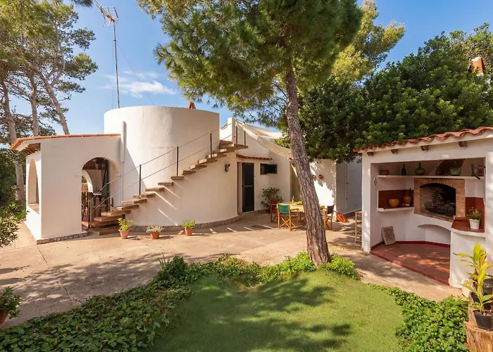 Pons Bosch 2 Bedroom House, * Cala Blanca (Menorca)