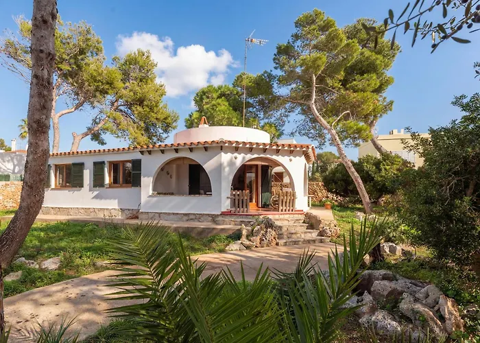 Pons Bosch 2 Bedroom House, Cala Blanca (Menorca)