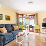 Pons Bosch 2 Bedroom House, * Cala Blanca (Menorca)