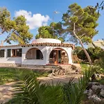 Pons Bosch 2 Bedroom House, Cala Blanca (Menorca)